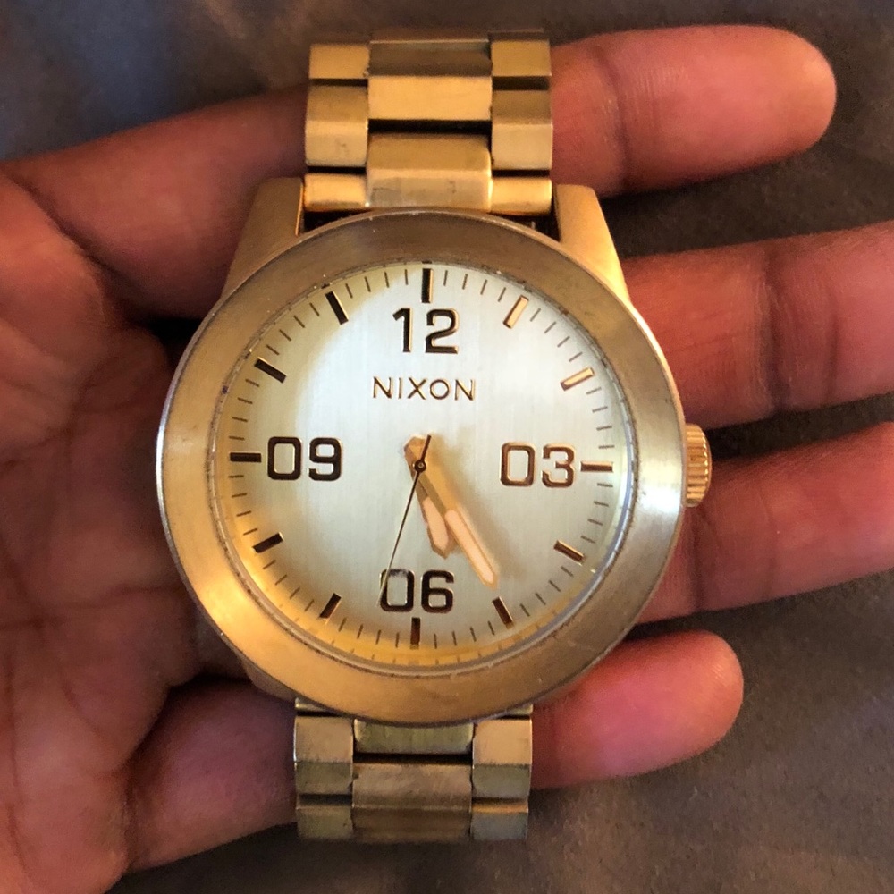 48 mm Gold Nixon Watch